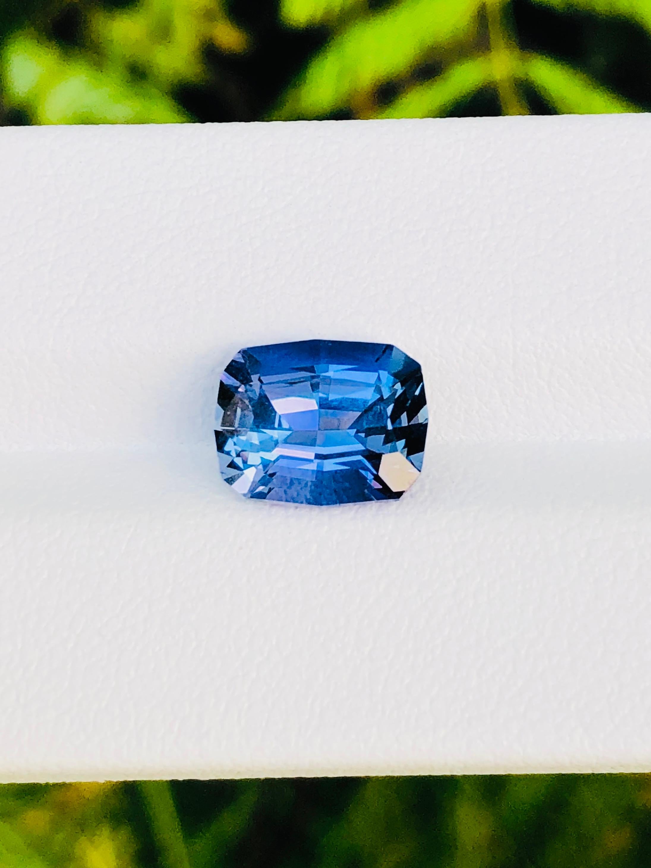 4,06 Karat Natürlicher Tansanit blaue Farbe Edelstein perfekt geschliffen im Zustand „Neu“ im Angebot in bangkok, TH