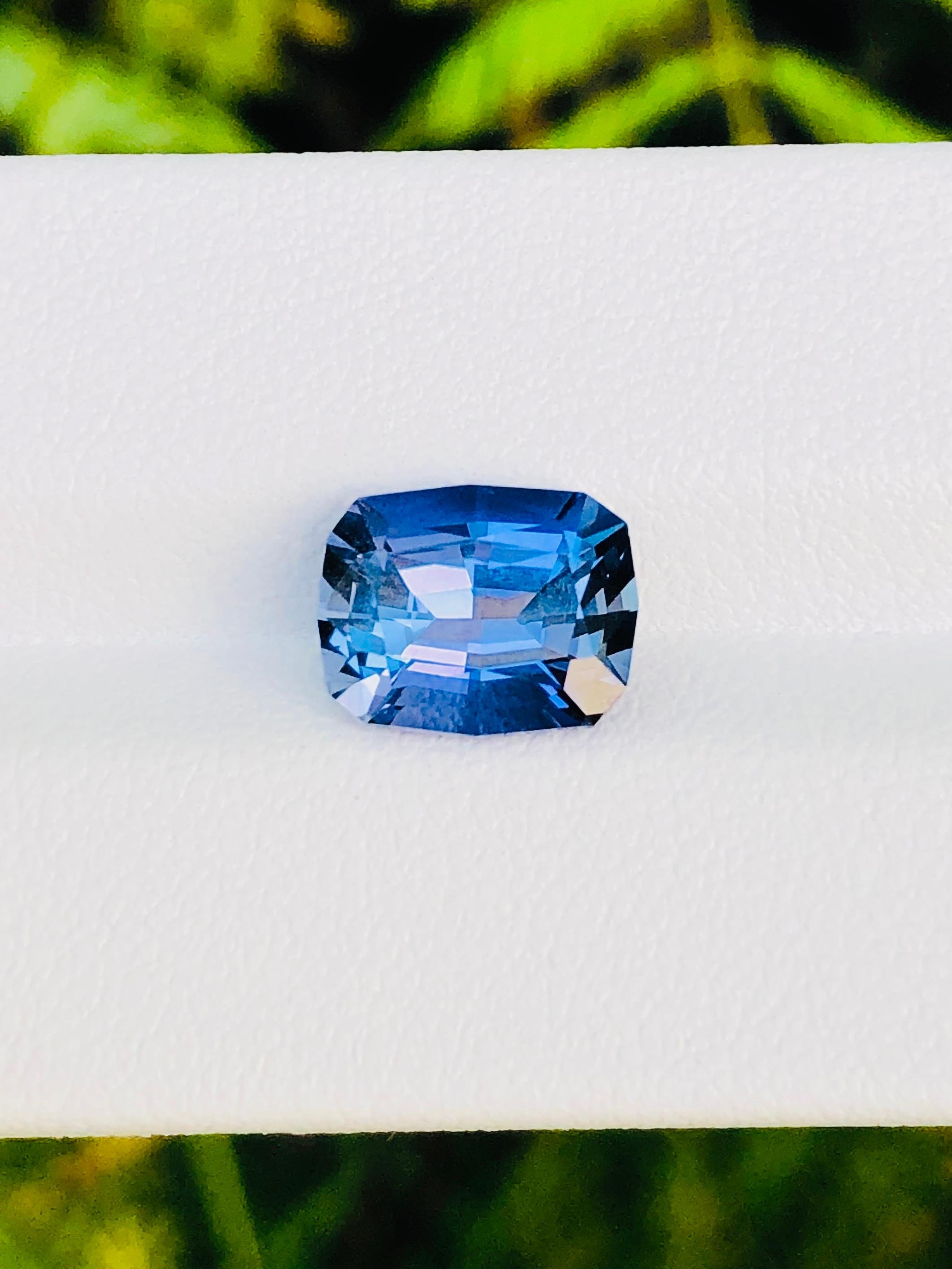 4,06 Karat Natürlicher Tansanit blaue Farbe Edelstein perfekt geschliffen für Damen oder Herren im Angebot