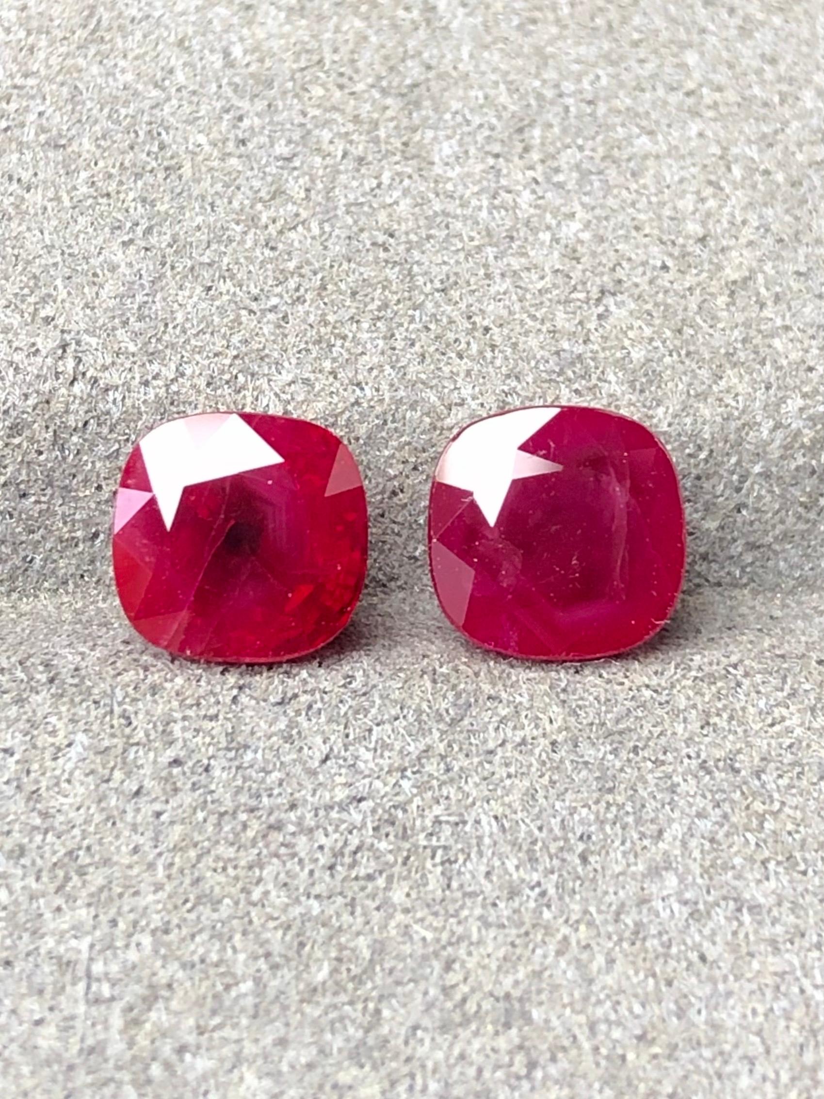 Antique Cushion Cut 4.09 Ct Pair GIA certificate Natural Burma Ruby Pigeon Blood Color Gemstone For Sale