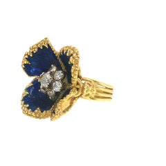 Vintage-Ring von Corletto aus Italien: 18-karätiges Gold, blaues Emaille und Diamanten in Blumenform