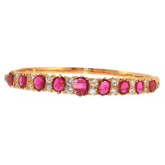 18K Gold Ruby Diamond Bangle Bracelet