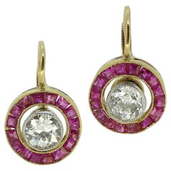 Art Deco Rubin- und Diamanttropfen-Ohrringe