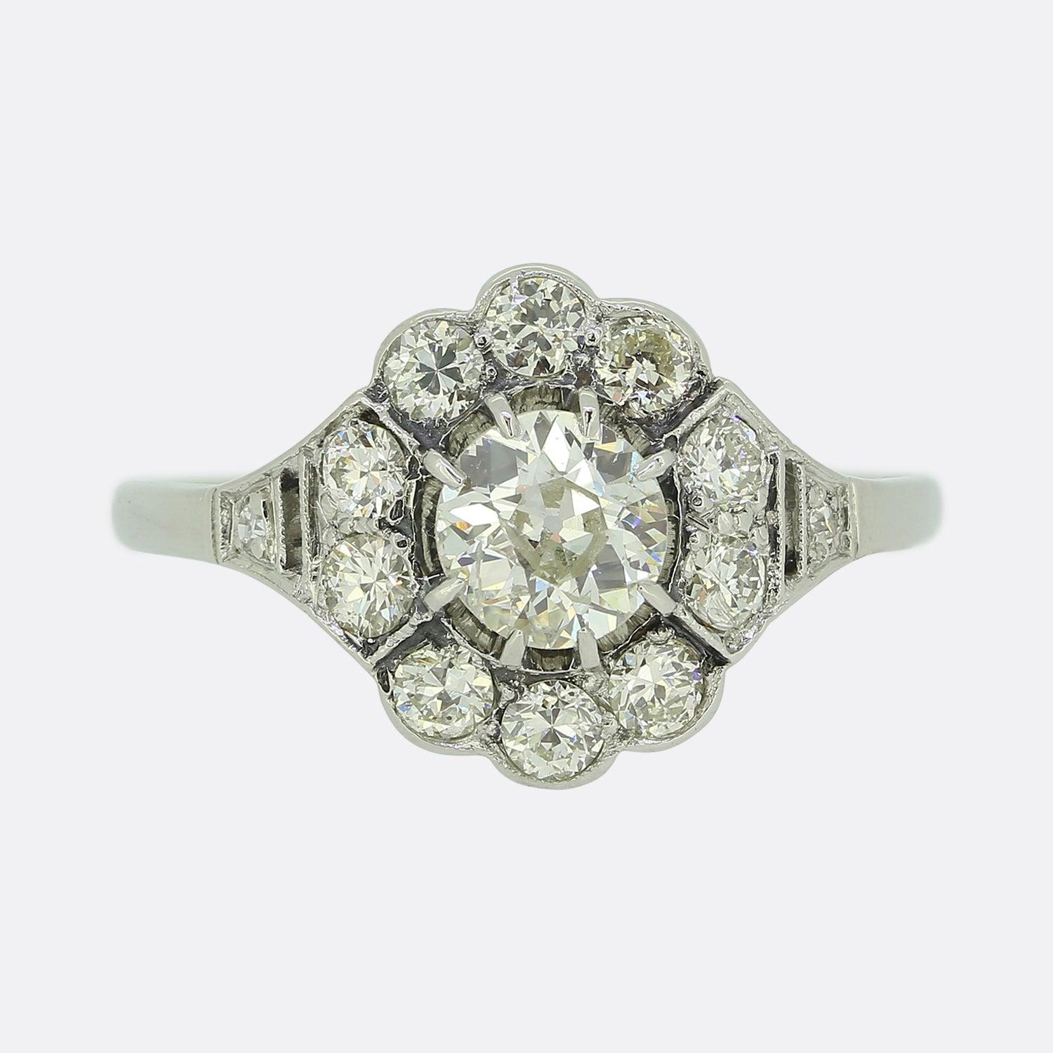 Taille vieille Europe Bague grappe de diamants taille ancienne Art déco en vente