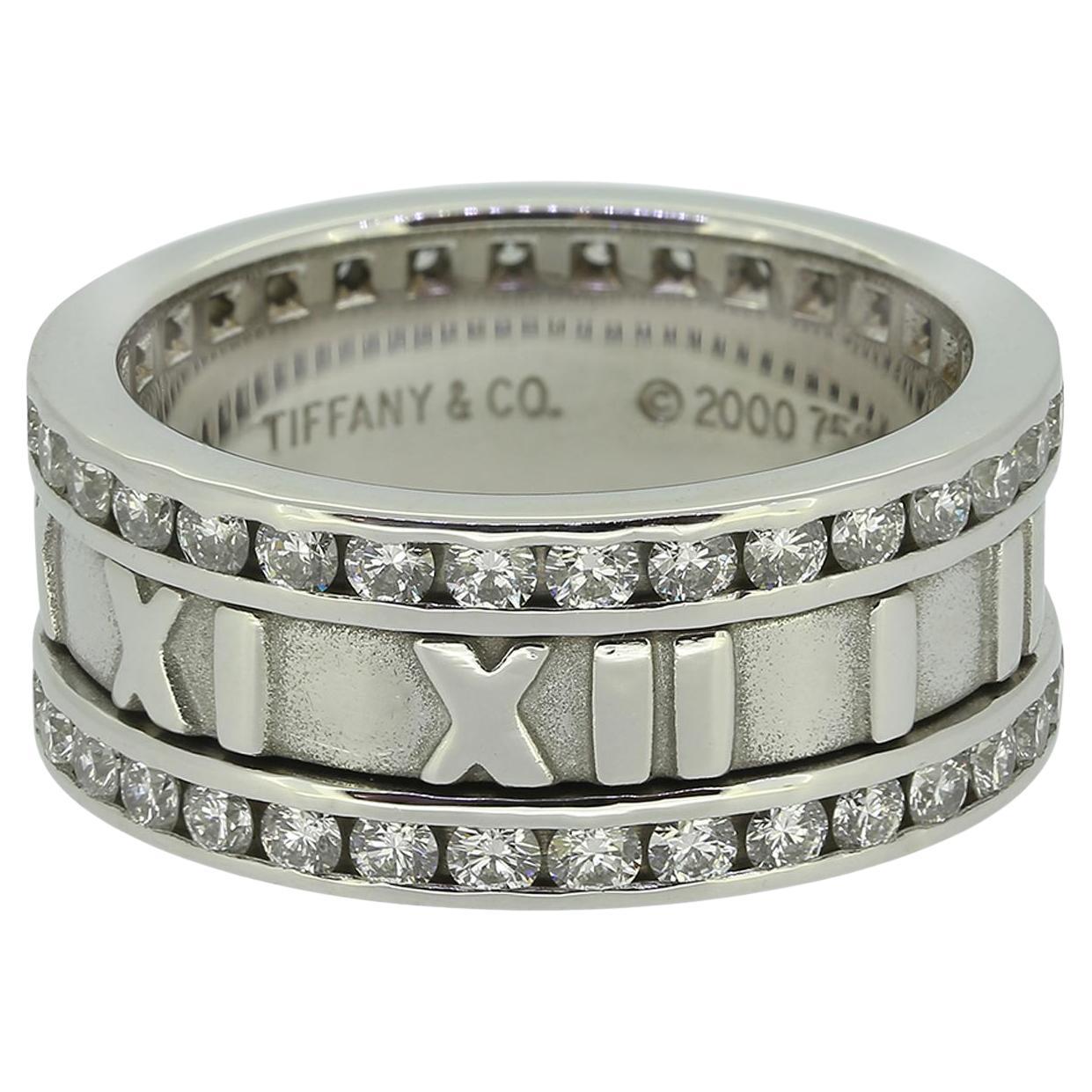 Tiffany & Co. Anello Atlas con diamante misura L 1/2 (52) in vendita