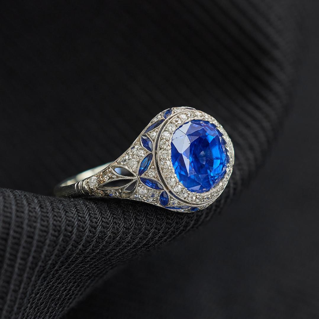 da uomo o donna Anello Art Deco con zaffiro di Ceylon e diamanti da 5,12 carati in vendita