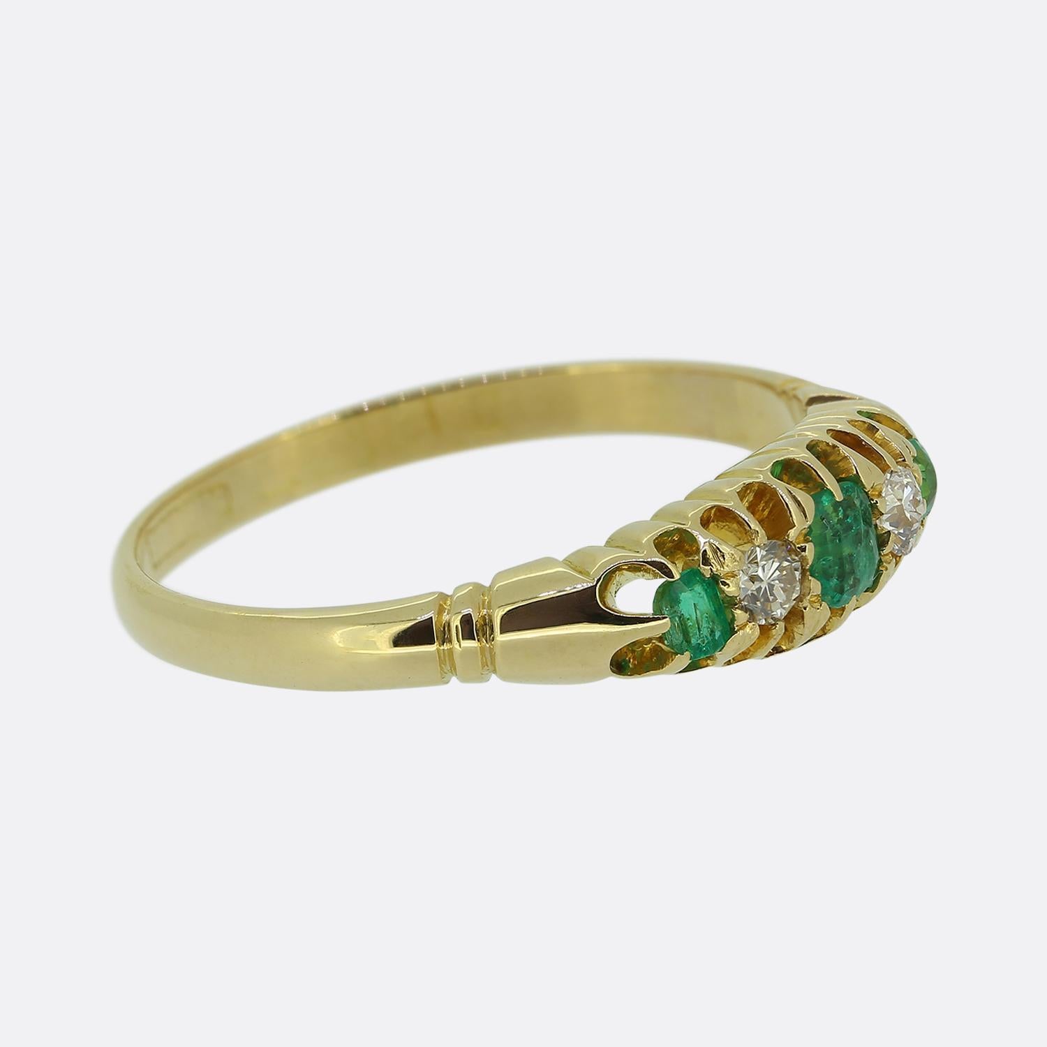 Édouardien Bague édouardienne à cinq pierres, émeraude et diamant en vente