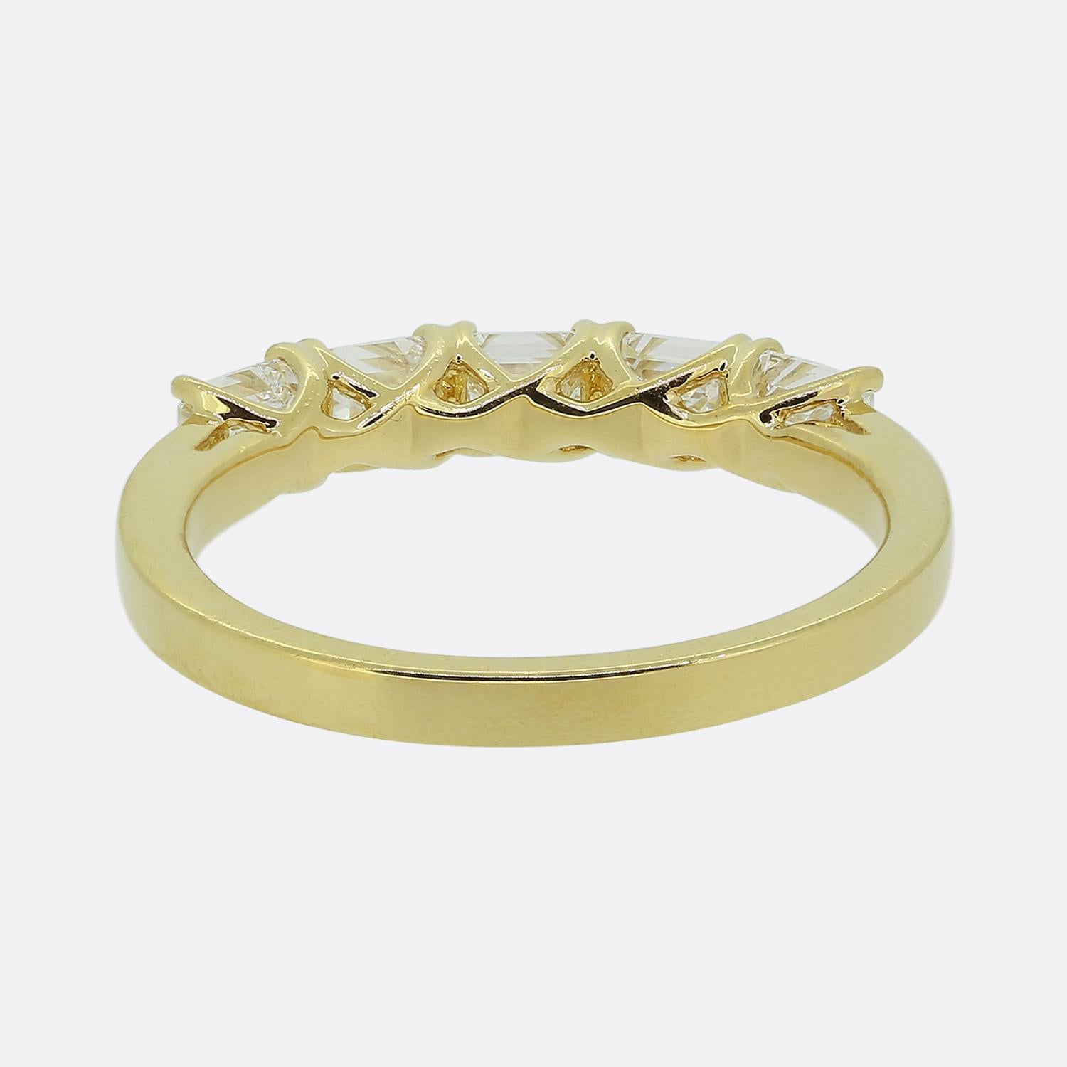 Anello vintage con diamante taglio baguette da 0,94 carati In condizioni buone in vendita a London, GB