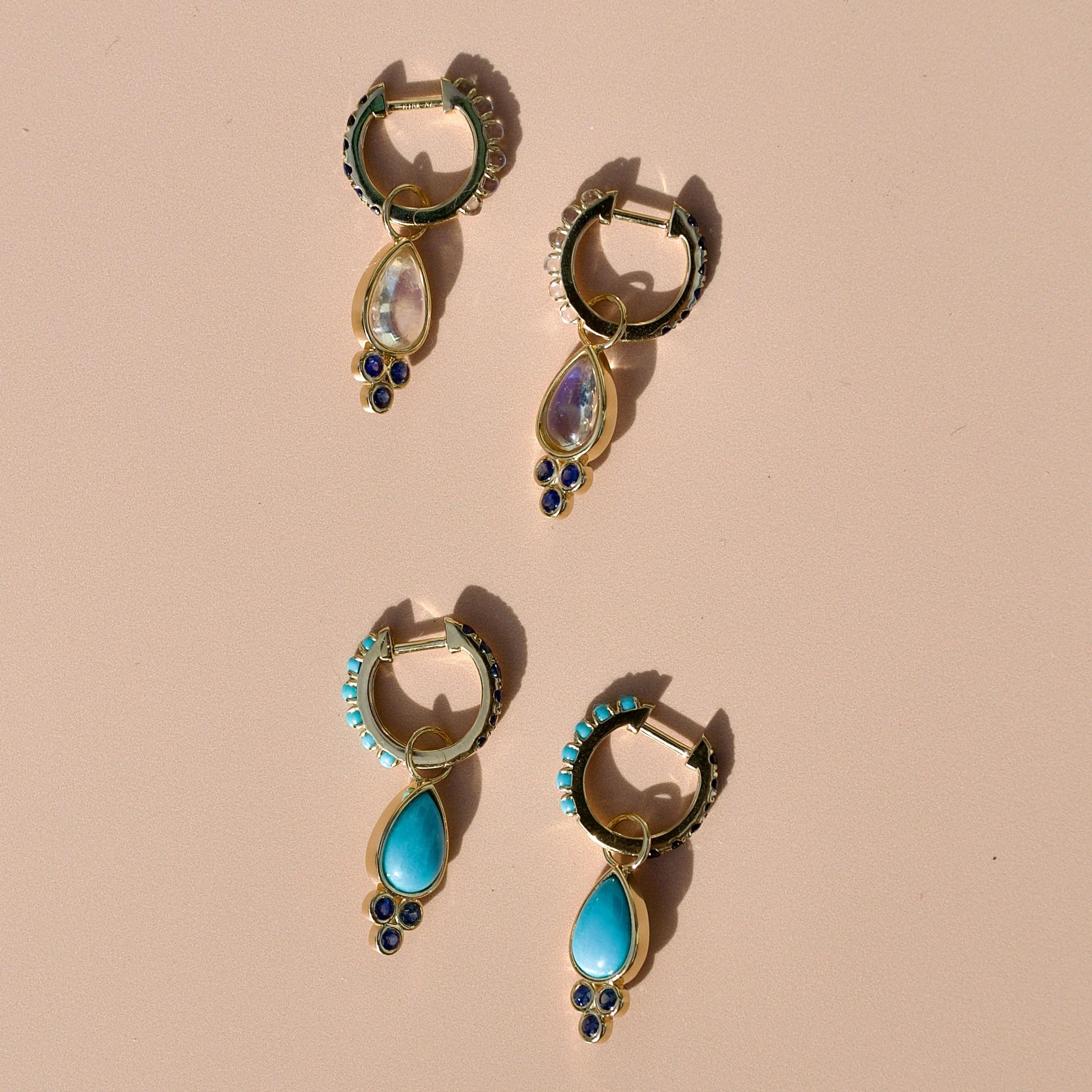 Nina Zhou, boucles d'oreilles créoles double face en saphir et turquoise en vente 2