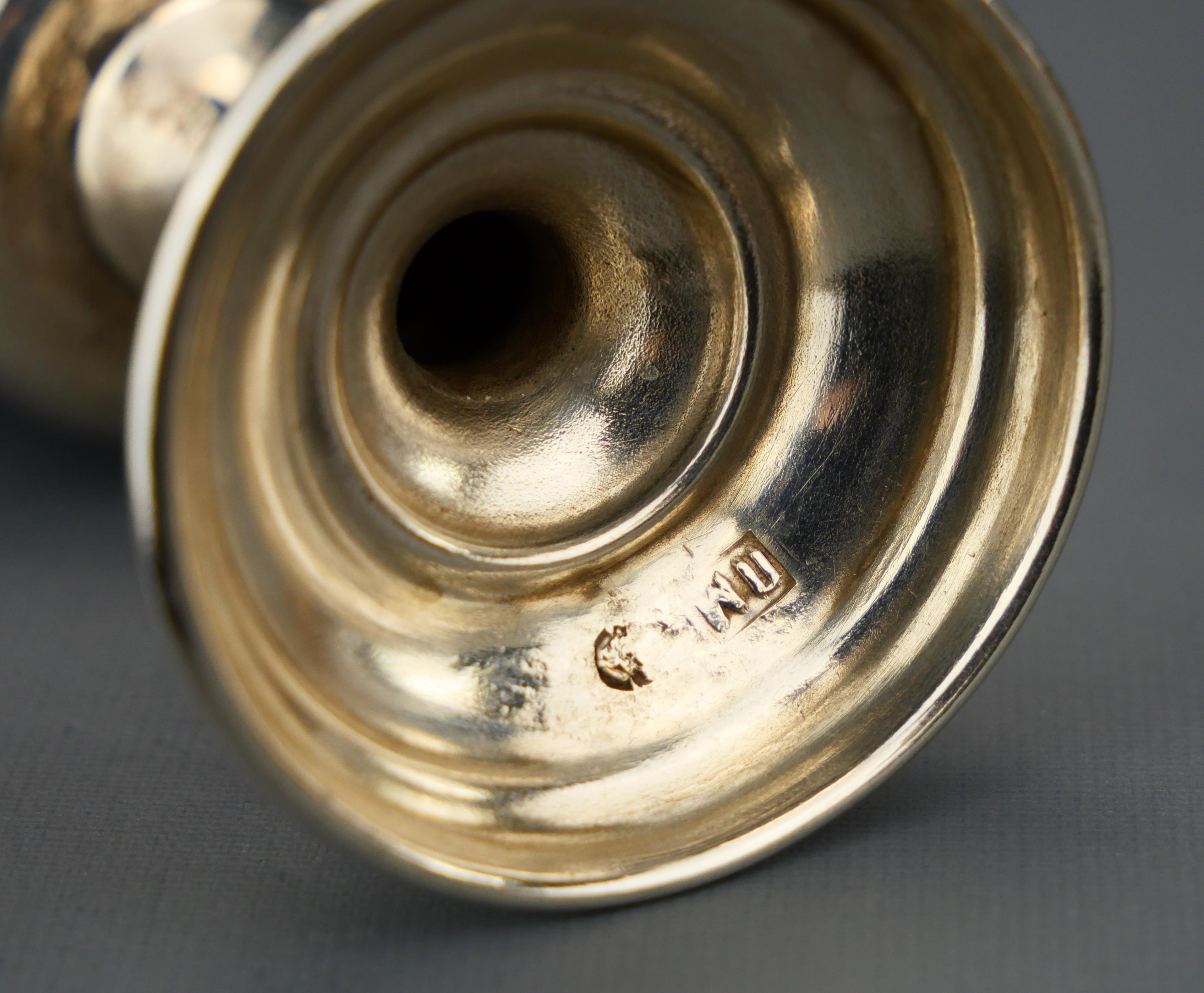 Due antichi bicchieri da vodka in argento Sterling 84, bicchieri Jiggers /65 grammi in vendita 6