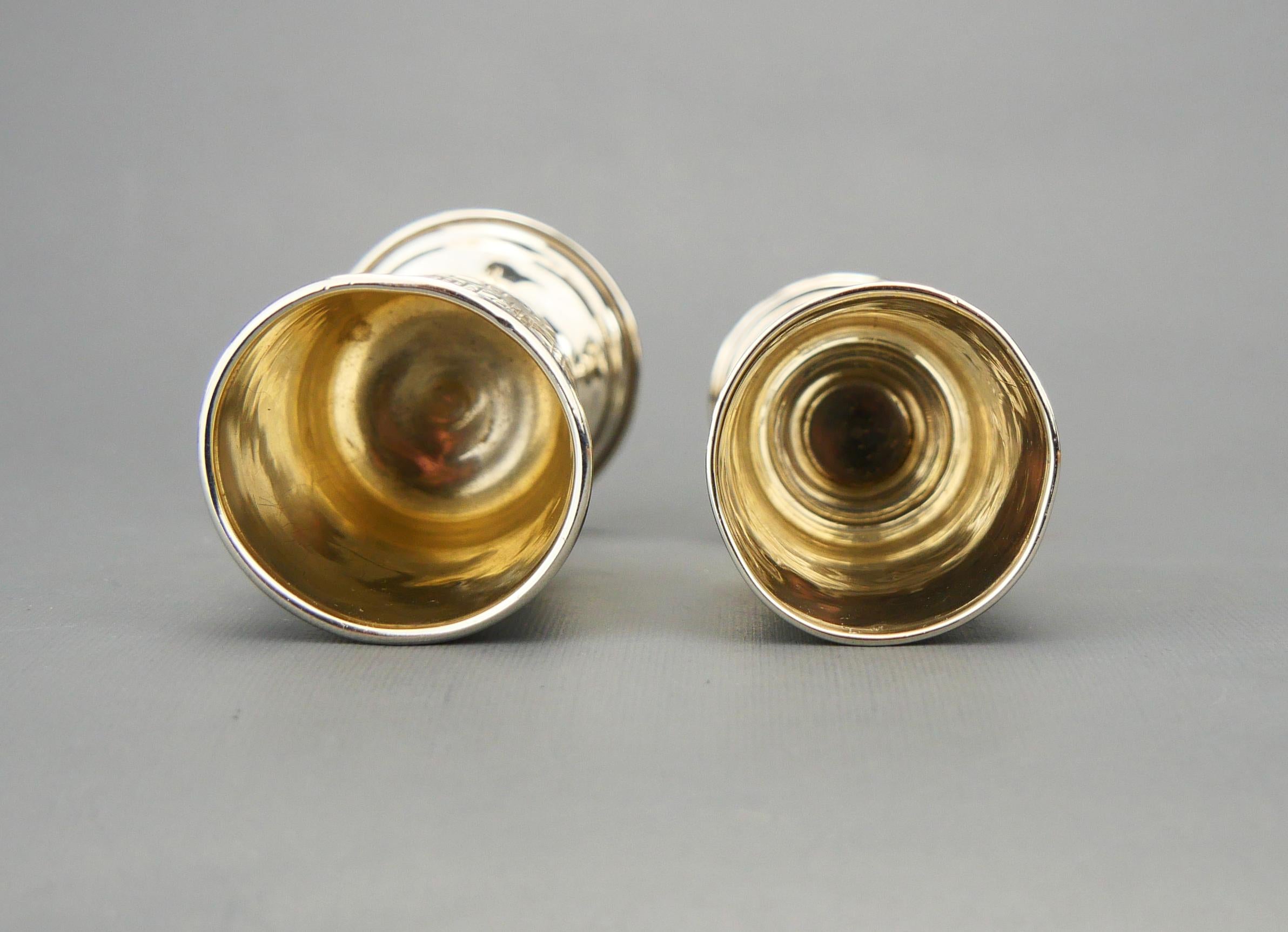 Due antichi bicchieri da vodka in argento Sterling 84, bicchieri Jiggers /65 grammi in vendita 2