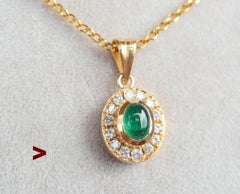 Vintage Halo Pendant natural Emerald Diamonds solid 18K Gold/ 2.5 gr