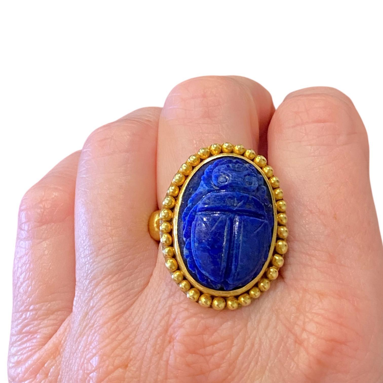 Anello Scarabeo in Lapislazzuli d'epoca in oro giallo 18 carati in vendita 2