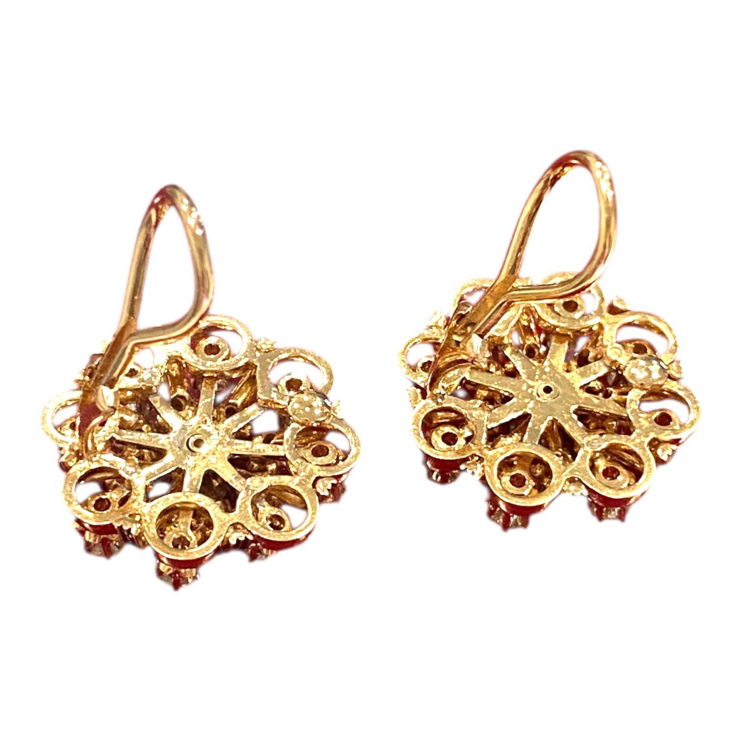 Taglio brillante Orecchini a grappolo con diamanti d'epoca in 14K e accenti di smalto in vendita