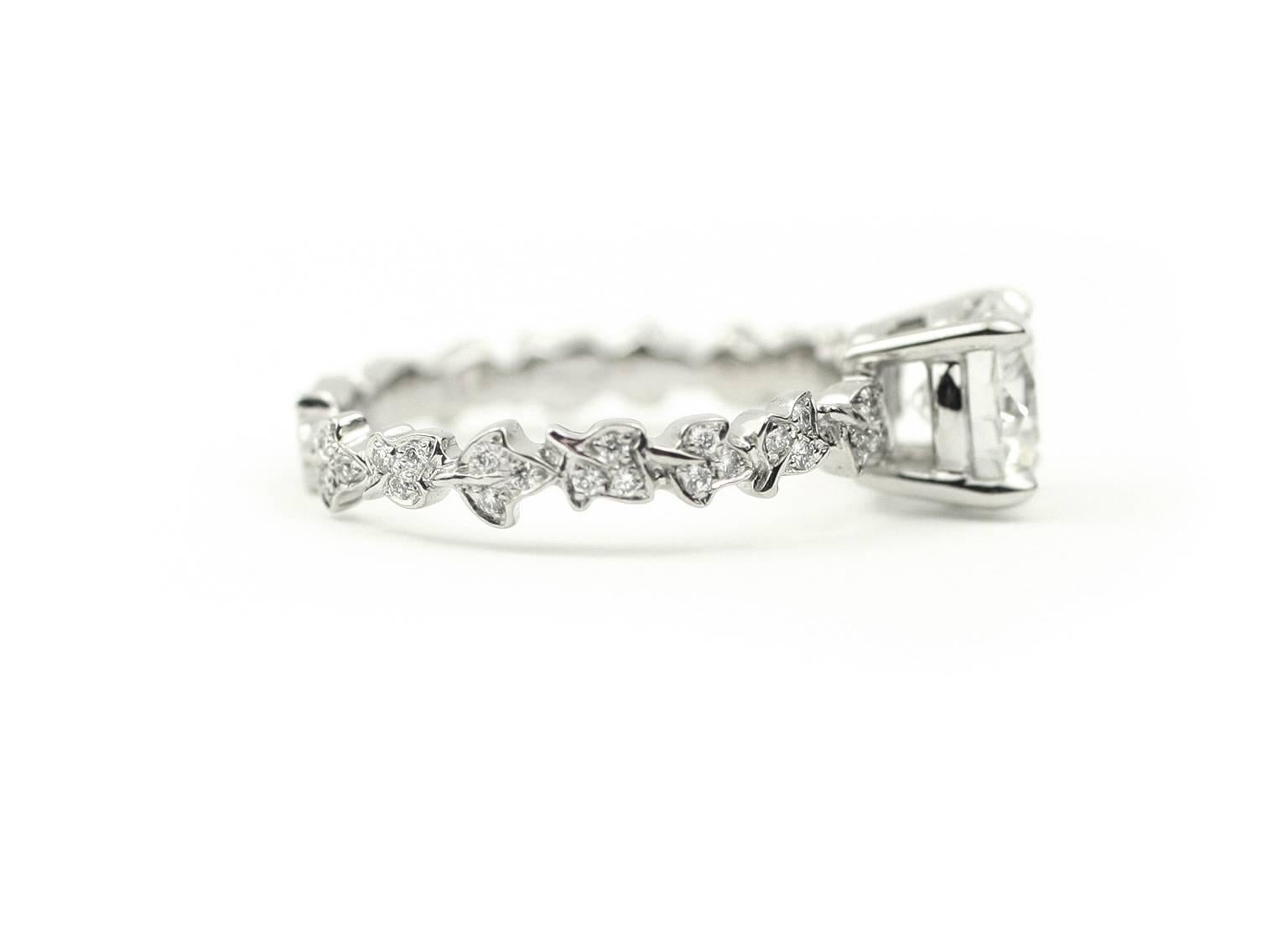 Diamond Platinum Leaf Ring In New Condition In Brooklyn, NY