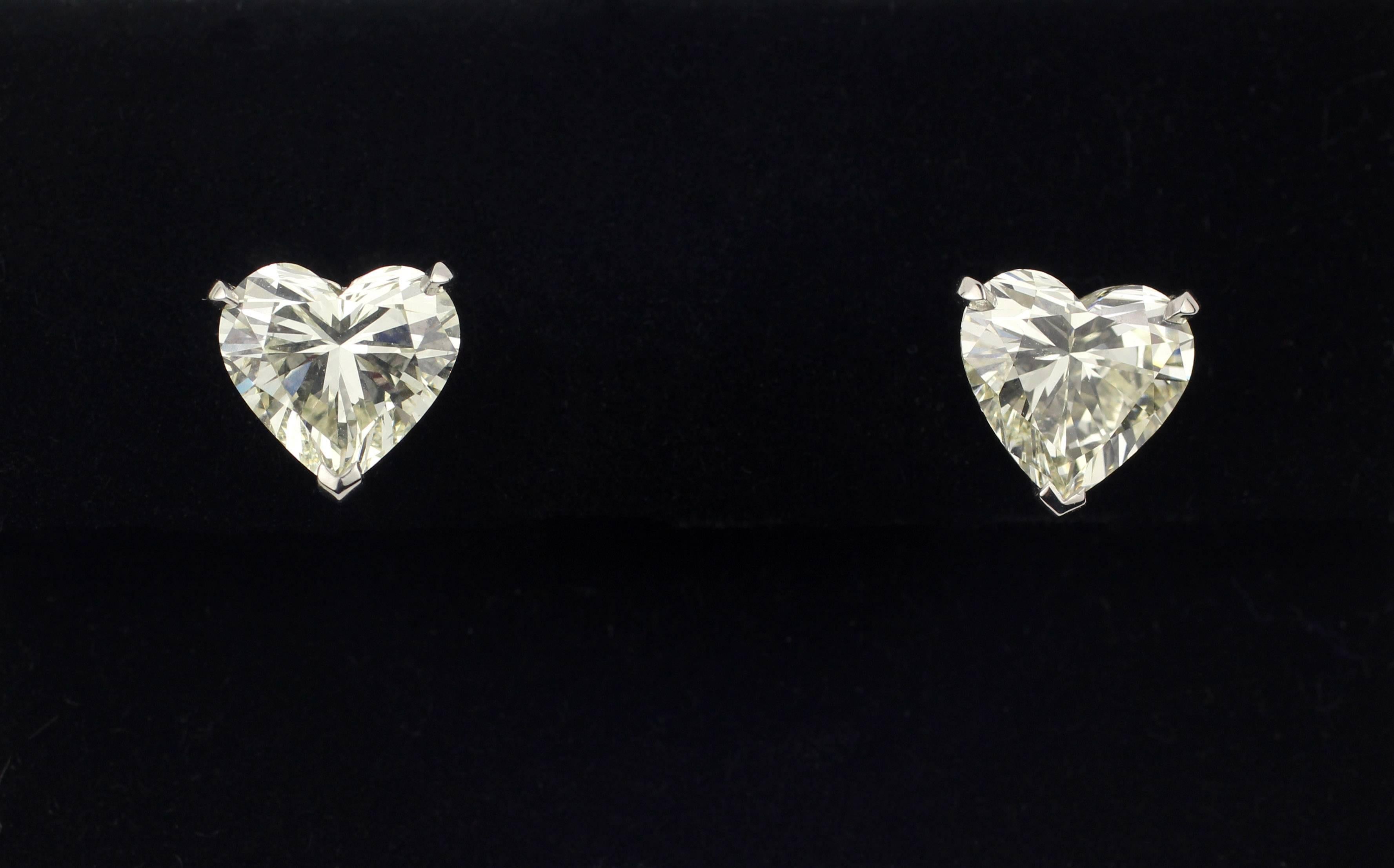 Women's Julius Cohen 6.22 Carat Heart Shaped Diamond Earrings