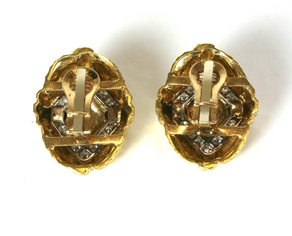 Hammered Gold and Diamond Earrings In Excellent Condition For Sale In Riverdale, NY