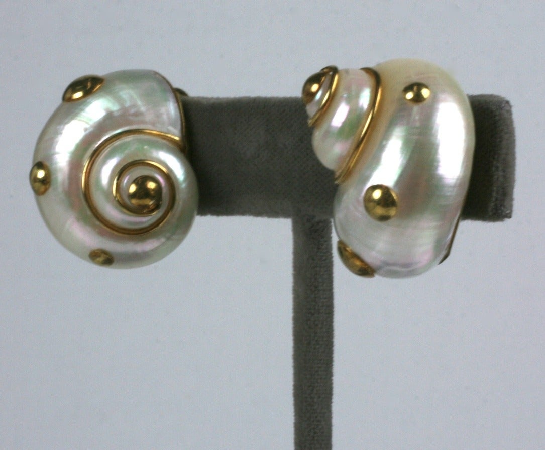 MAZ 18K studded white Turbo earclips with clip back fittings. Classic and edgy at the same time. 1980's USA. Lovely quality. Approx. 1
