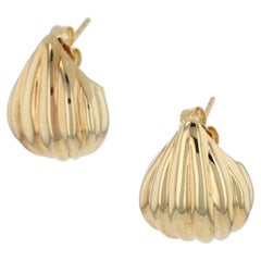 Elite Designs 18K Yellow Gold Small Ribbed Teardrop Earrings
