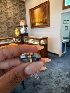 Bague en argent oxydé « Random Walk » de Lika Behar, sertie de diamants  Diamants blancs de 0,04 ct au total