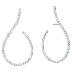 Boucles d'oreilles « Mega Swirl » en or blanc 18 carats ornées de diamants de Graziela Gems État des créateurs de luxe