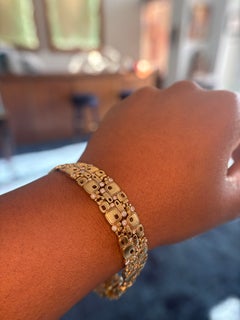 Pulsera tipo brazalete «Notes» de Alex Sepkus en oro amarillo de 18 quilates con color natural