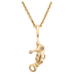 Alex Sepkus 18K Yellow Gold “Seahorse” Diamond Pendant – Luxury Designer Jewelry