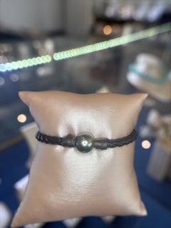 Jhana Pearl Leather Tahitian Pearl Simplicity Bracelet – Luxury Jewelry