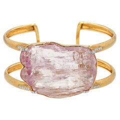 Jorge Adeler 18K Gold Raw Kunzite & Diamond Cuff Bracelet – Luxury Jewelry