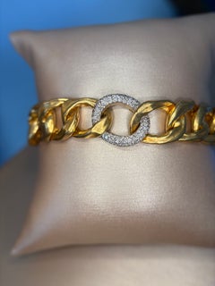 Bracciale “Chill Link” di Lika Behar in oro giallo 22 carati con chiusura in oro 18 carati