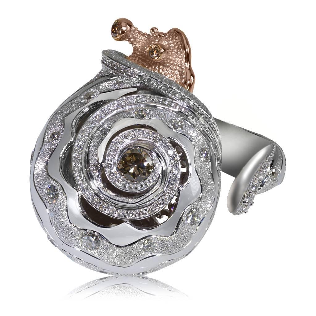 Alex Soldier Diamond White Gold Codi The Snail Textured Ring Ltd Ed Handmade In New Condition In New York, NY