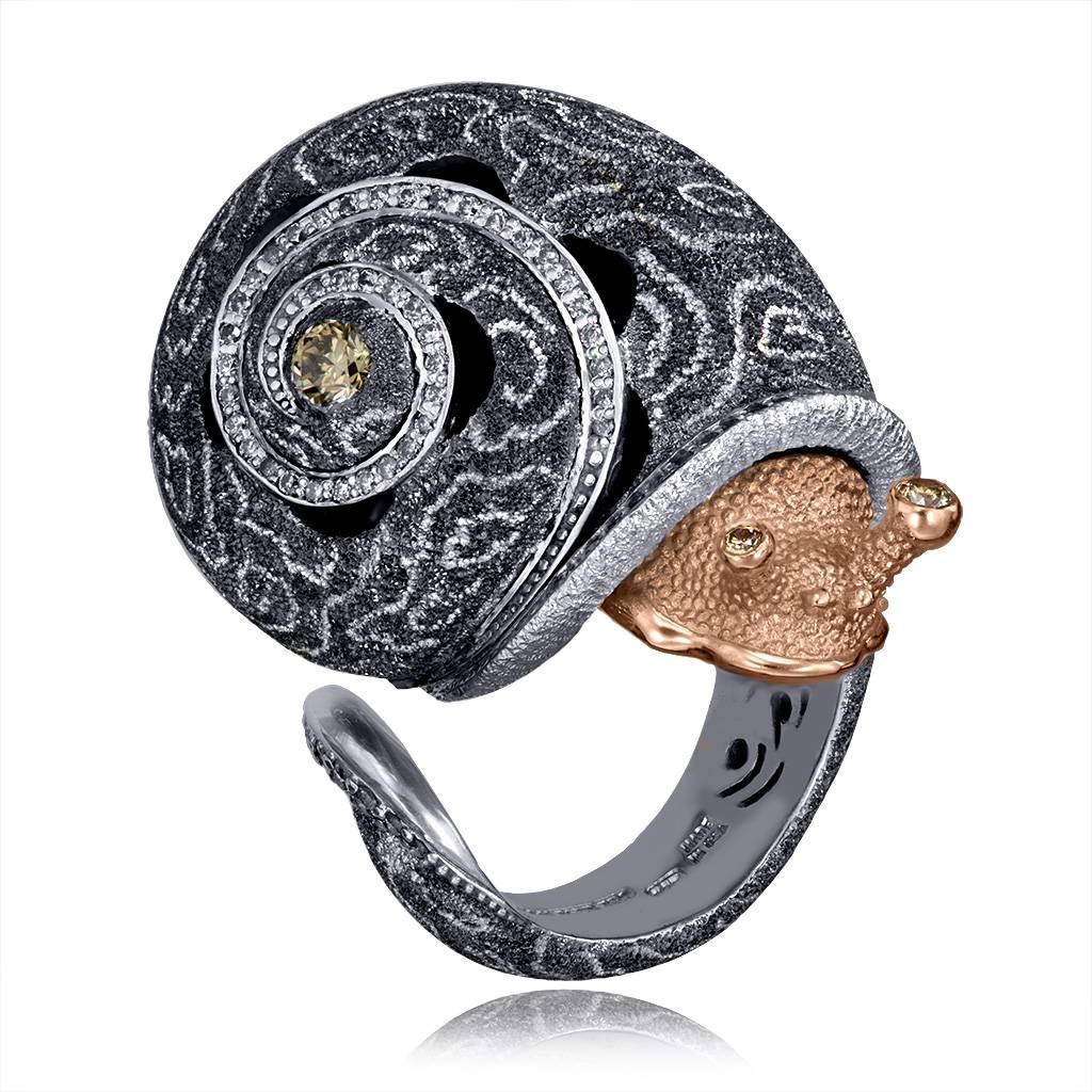 Alex Soldier uses snails as a reminder to slow down and enjoy life. He has created more than 25 jewel encrusted snails, each unique and one-of-a-kind. It became an instant classic and one of the brand's signature heirlooms with the quality and