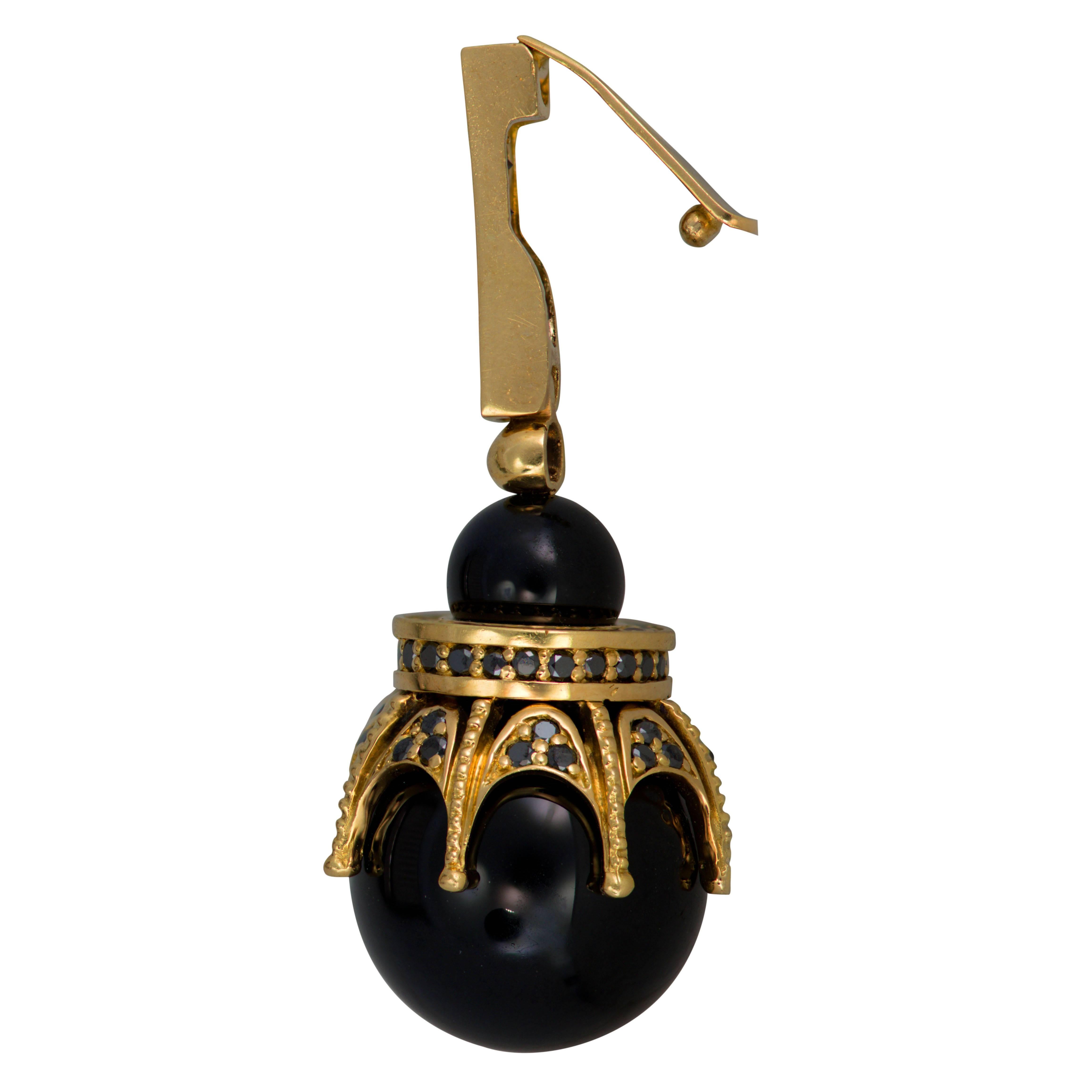 Alex Soldier Black Onyx Diamond Gold Pendant Necklace on Chain One of a kind  In New Condition In New York, NY
