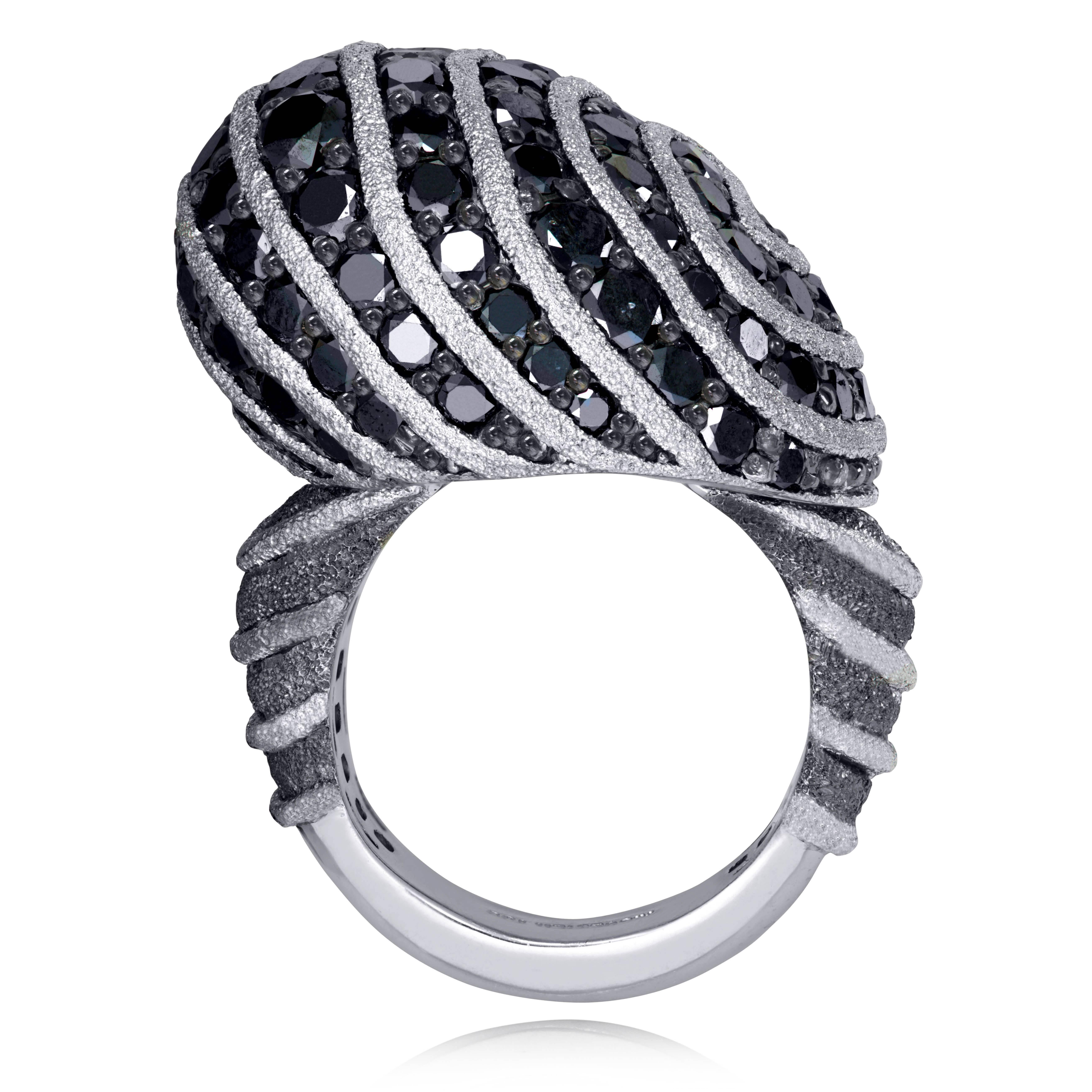 Alex Soldier Black Diamond Blackened Textured Gold Swirl Art Ring One of a kind In New Condition In New York, NY