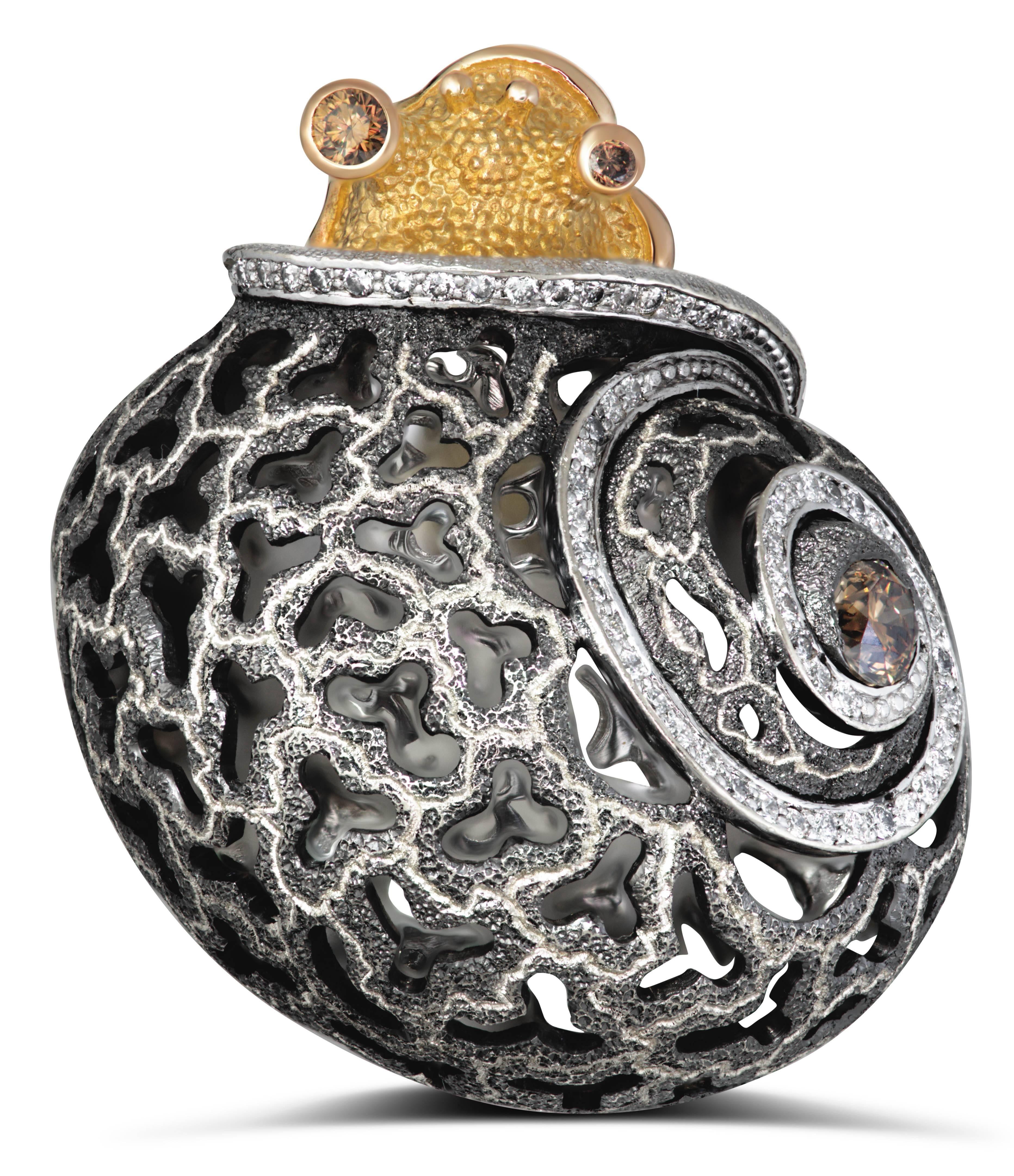 Alex Soldier Diamond Blackened Gold Codi The Snail Ring One of a kind In New Condition In New York, NY
