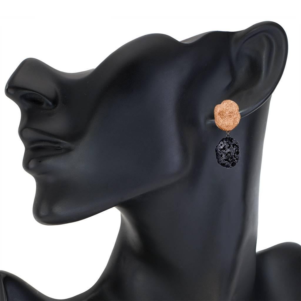 Silver Rose Gold Platinum Textured Drop Moneta Earrings by Alex Soldier Ltd Ed In New Condition In New York, NY