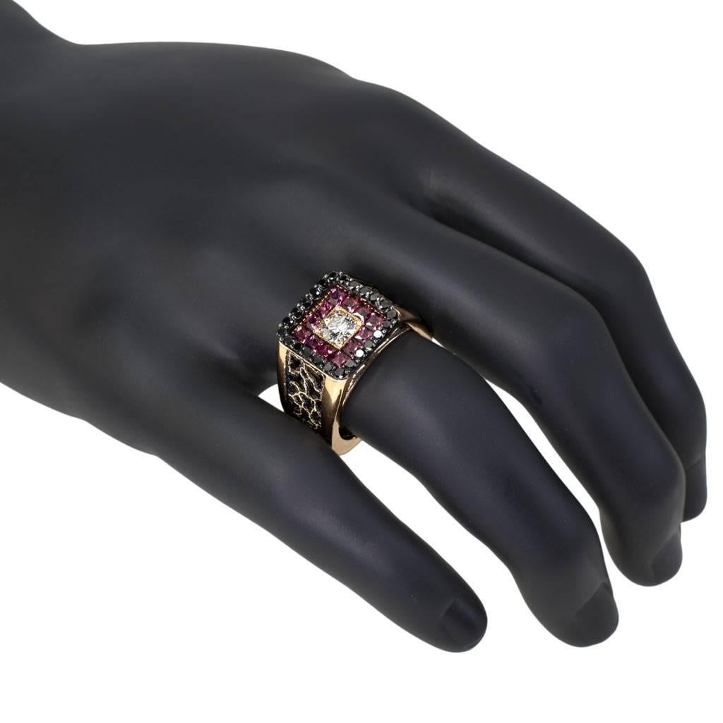 Diamond Garnet Gold Men's Textured Ring One of a Kind 3