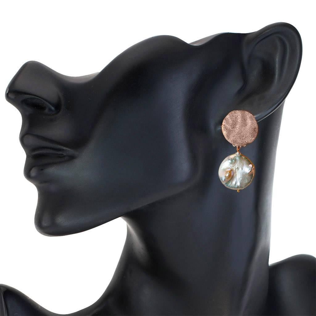 Round Cut Pearl Silver Rose Gold Textured Drop Dangle Clip-On Earrings One of a Kind