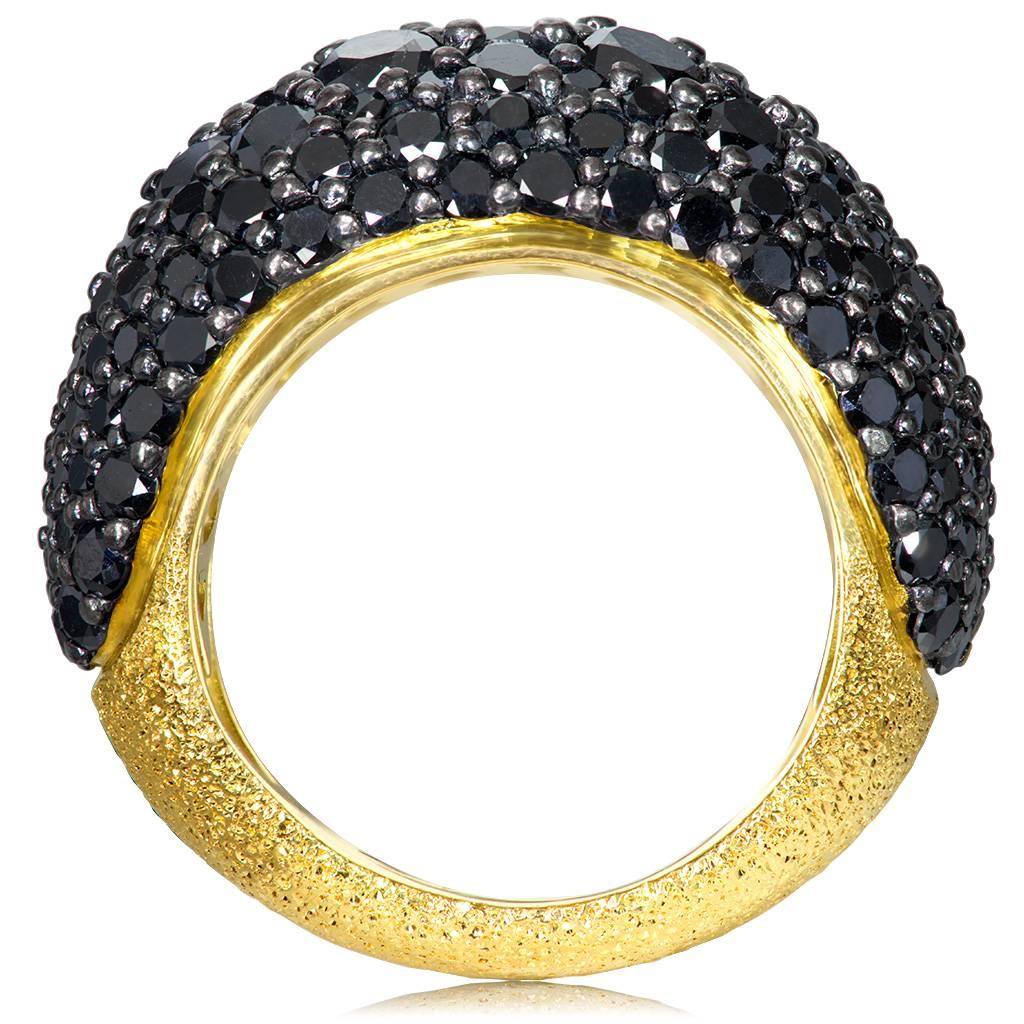 Alex Soldier 18 karat gold ring with black spinel (7.6 ct) and signature metalwork that creates an illusion of a diamond inlay. Limited Edition. Handmade in NYC. Ring size: 6.5. Complimentary ring sizing is available within 2 business days. 

About