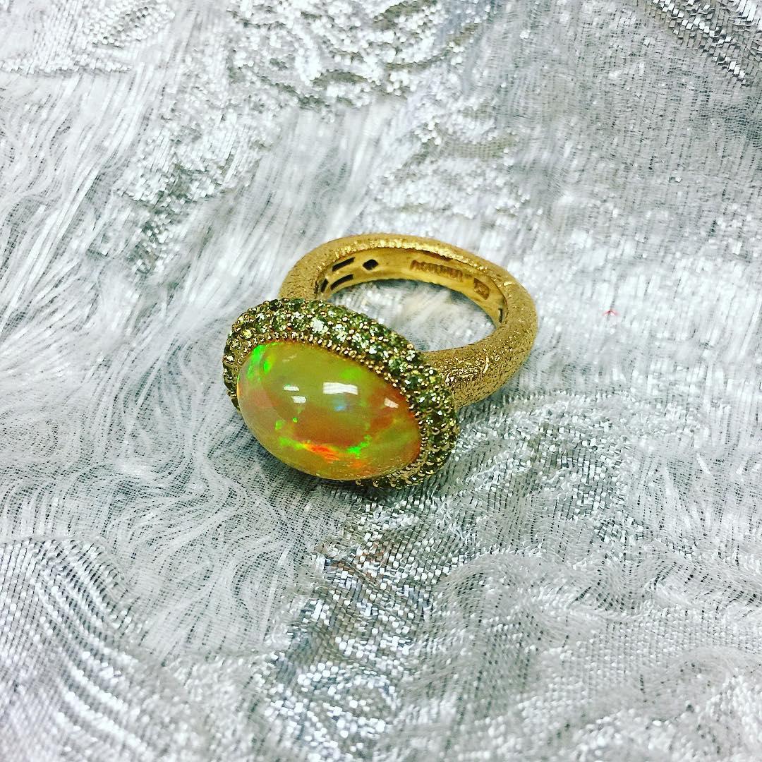 Alex Soldier Opal Peridot Yellow Gold Textured Cocktail Ring One of a Kind 2