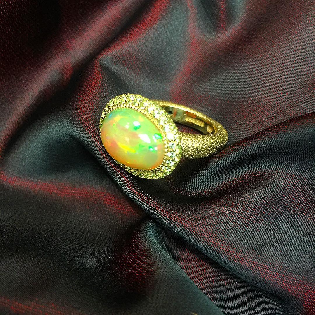 Alex Soldier Opal Peridot Yellow Gold Textured Cocktail Ring One of a Kind 4