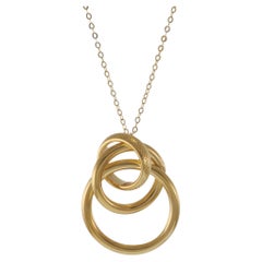 14KT Yellow Gold Interlocking Graduated Circle Pendant Necklace