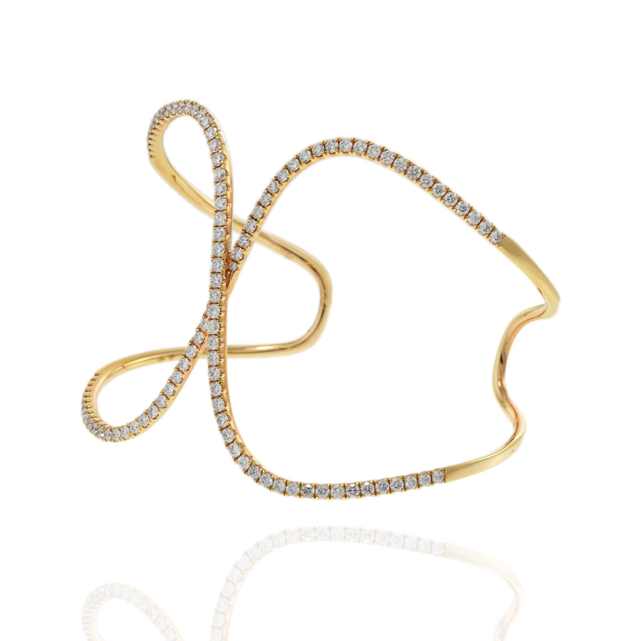 Taille brillant Bracelet en or rose 18KT à double cercle de diamants en vente