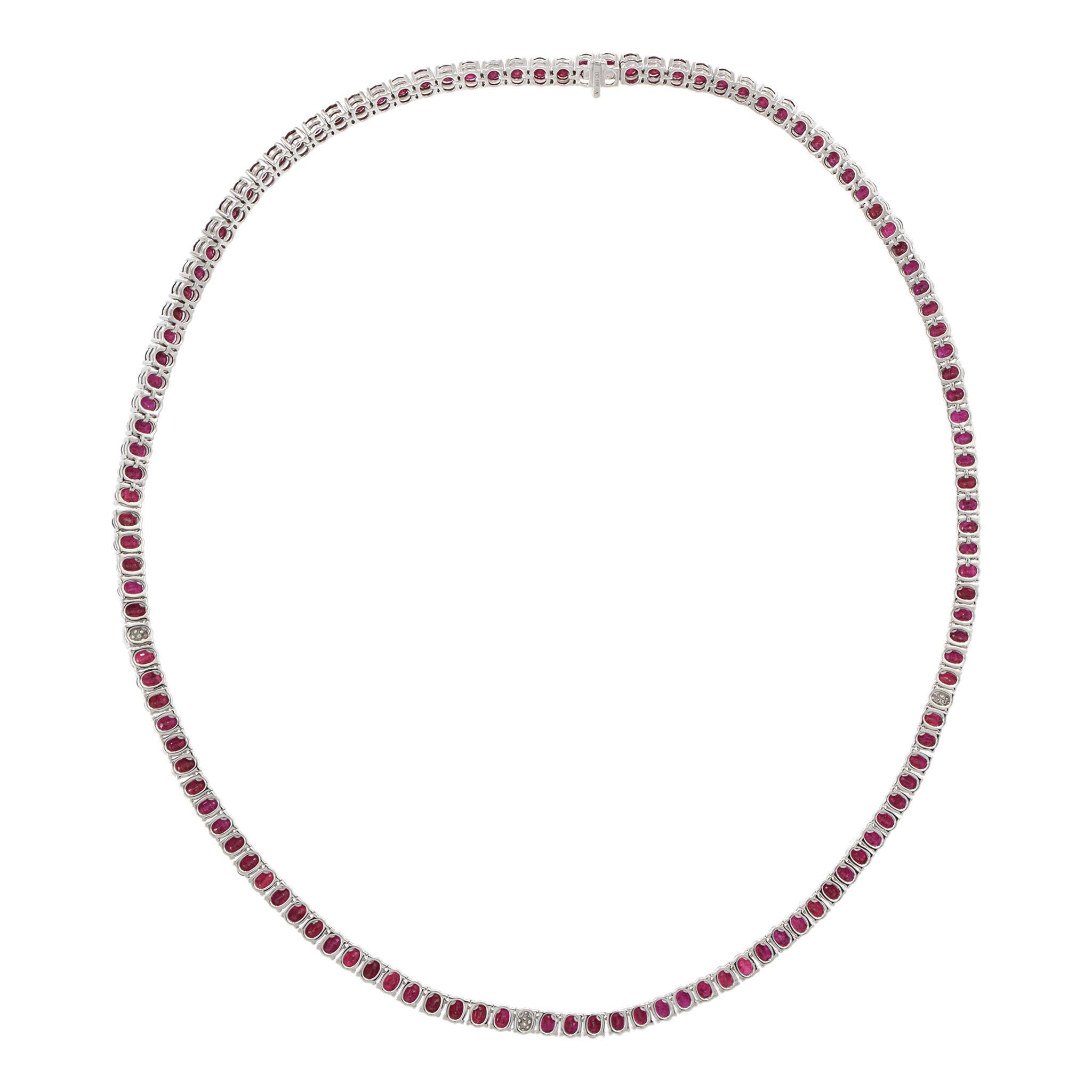 Collier de tennis en or blanc 18KT avec rubis et diamants Neuf - En vente à New York, NY