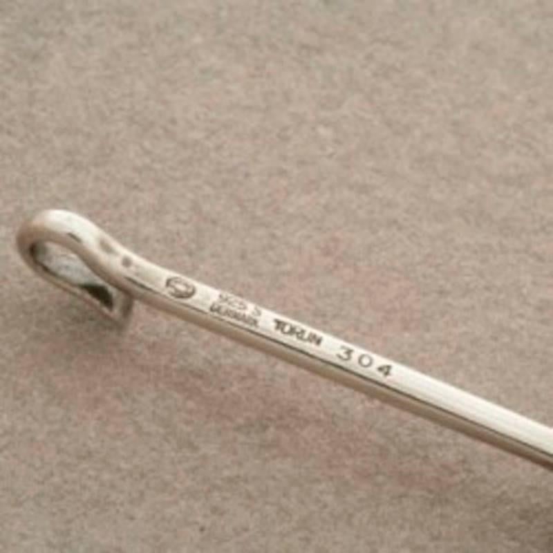 Georg Jensen V, Torun Sterling Silver Pendant No. 304 with No. 174 Neck Ring For Sale 1