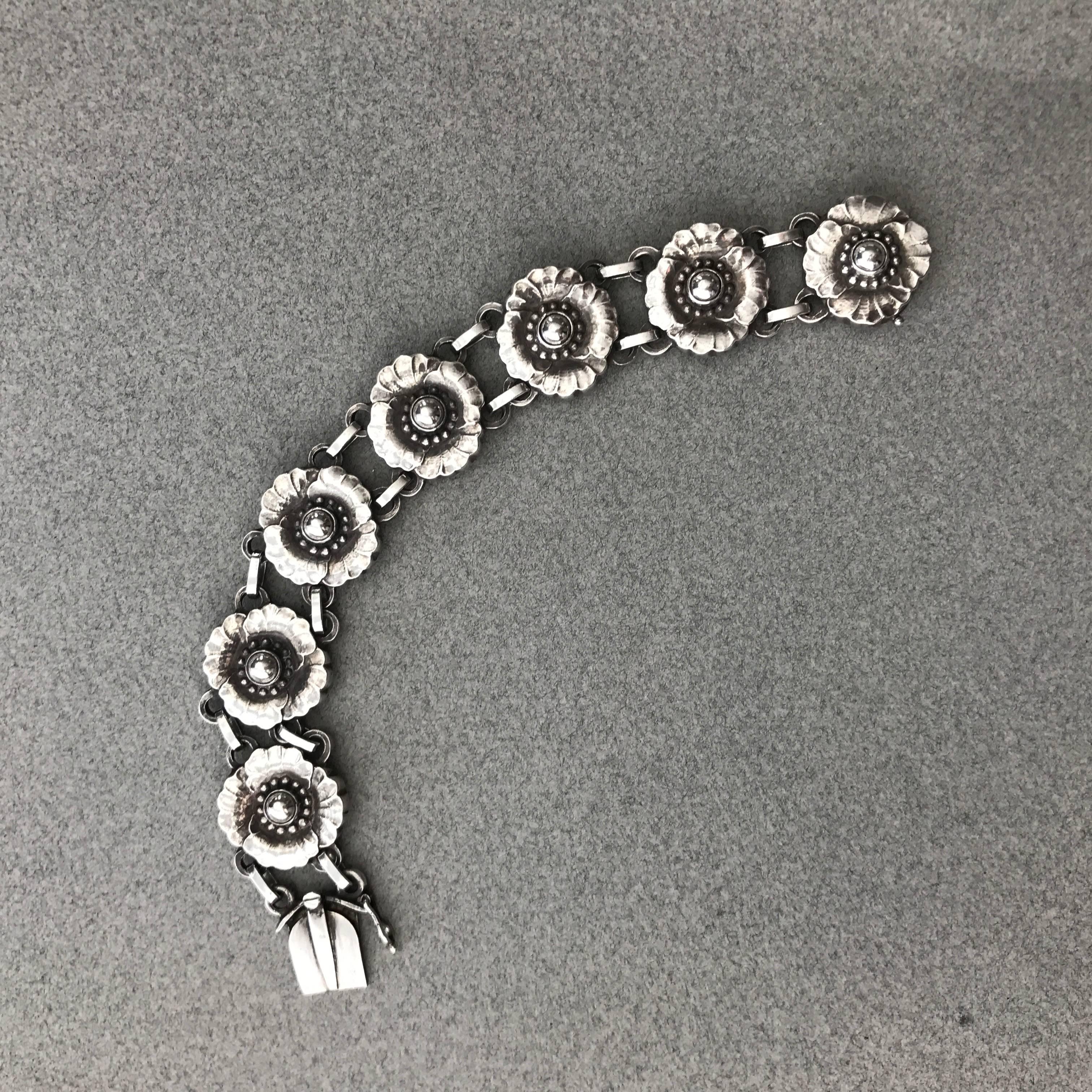 Georg Jensen Sterling Silver Bracelet, No. 36

Dimensions: 6.75