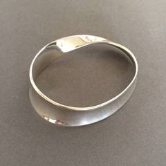 Retro Georg Jensen "Mobius" Bangle, No. 206 by Vivianna Torun