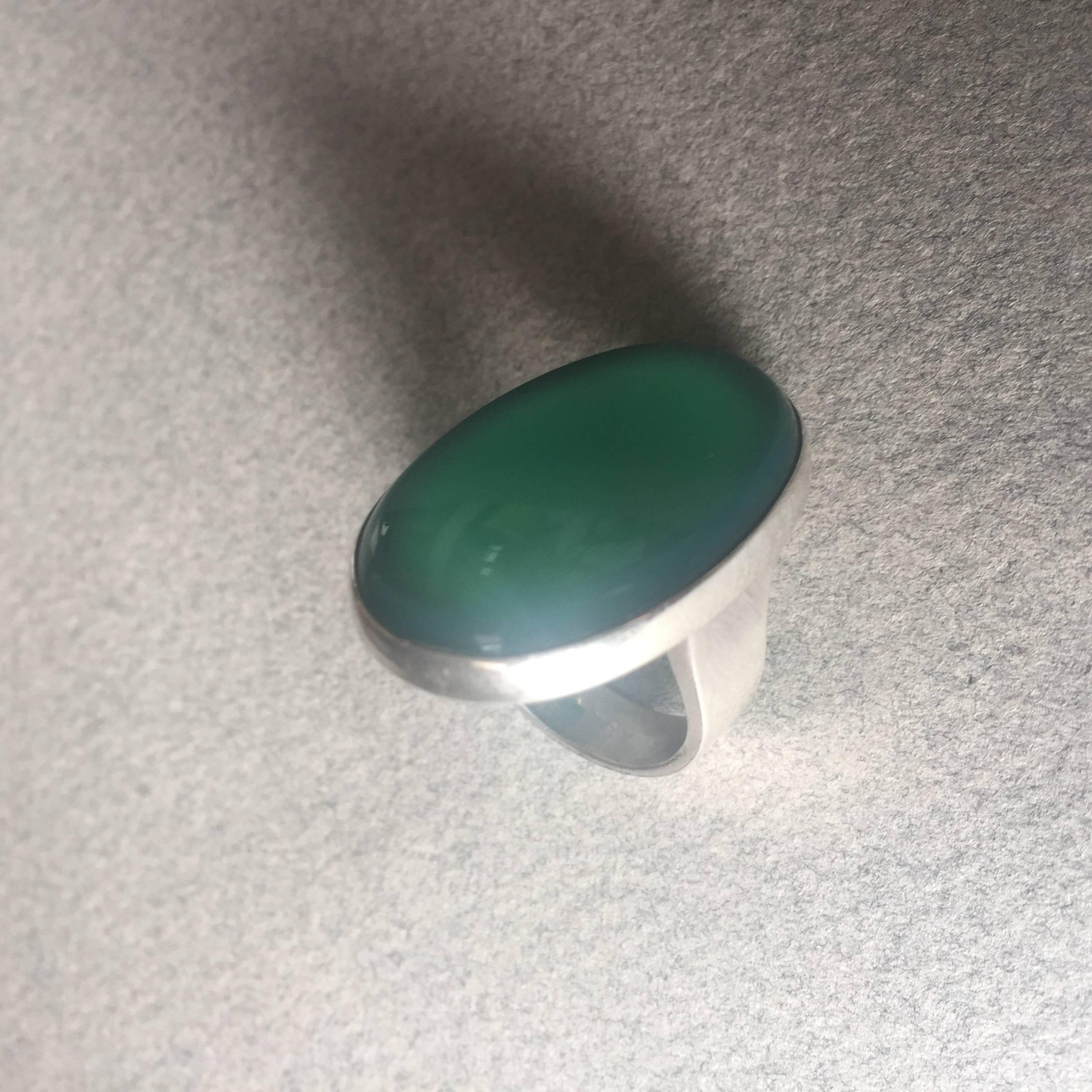 Georg Jensen Modernist Sterling Silver Ring No. 90A with Chrysoprase (Size 7.5) For Sale 3