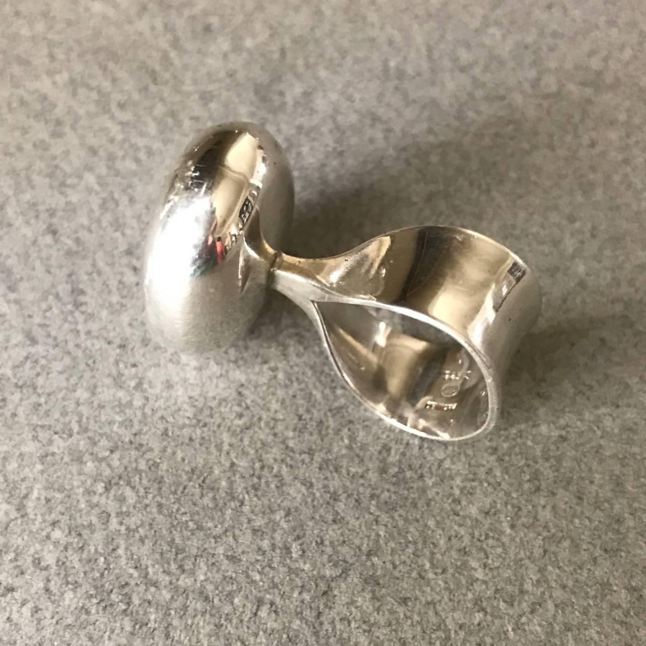 Georg Jensen Modernist Sterling Silver Ring No. 155 by Vivianna Torun (SIZE 6.5) For Sale 1