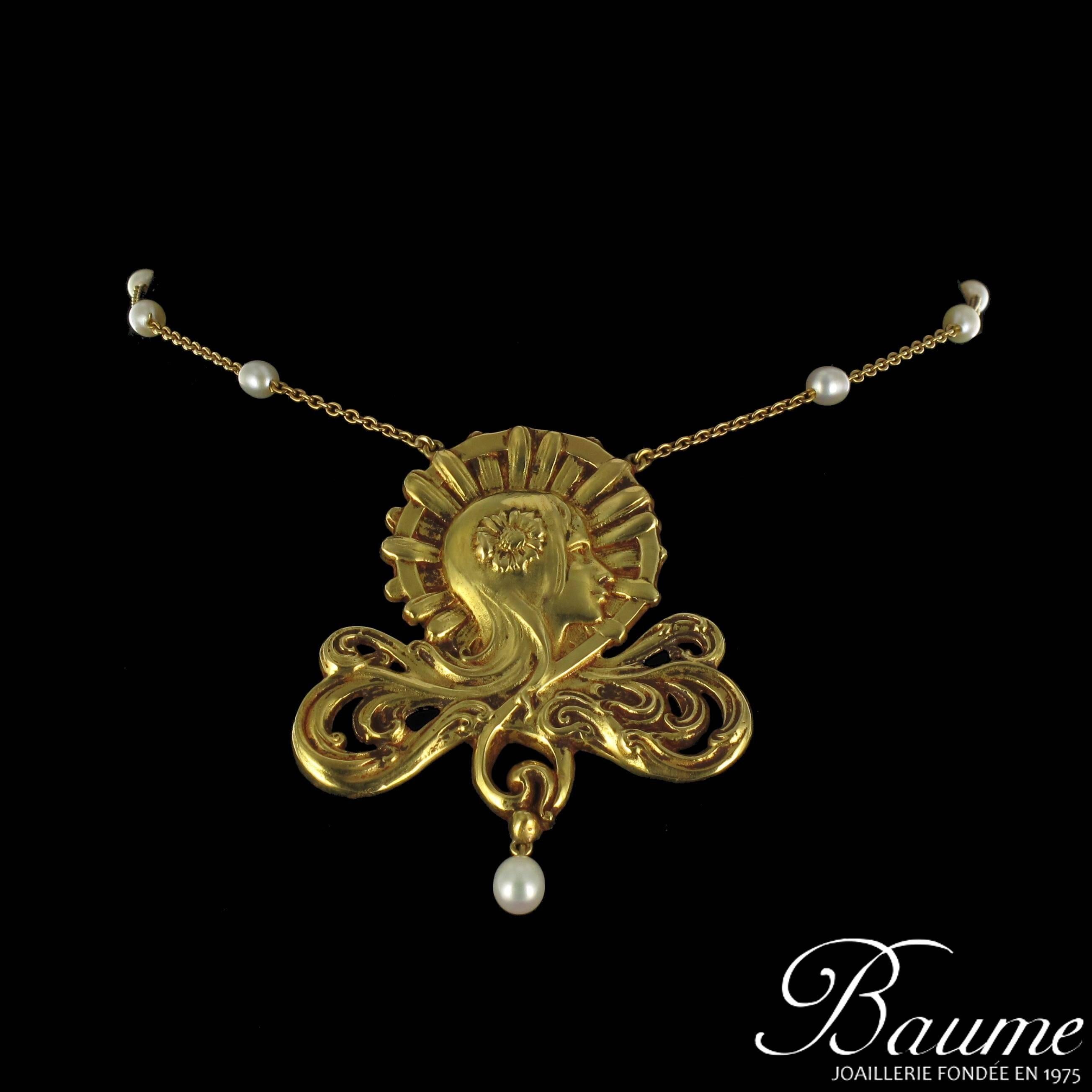 Women's French Art Nouveau Pearl Gold Necklace Featuring a Woman’s Head For Sale
