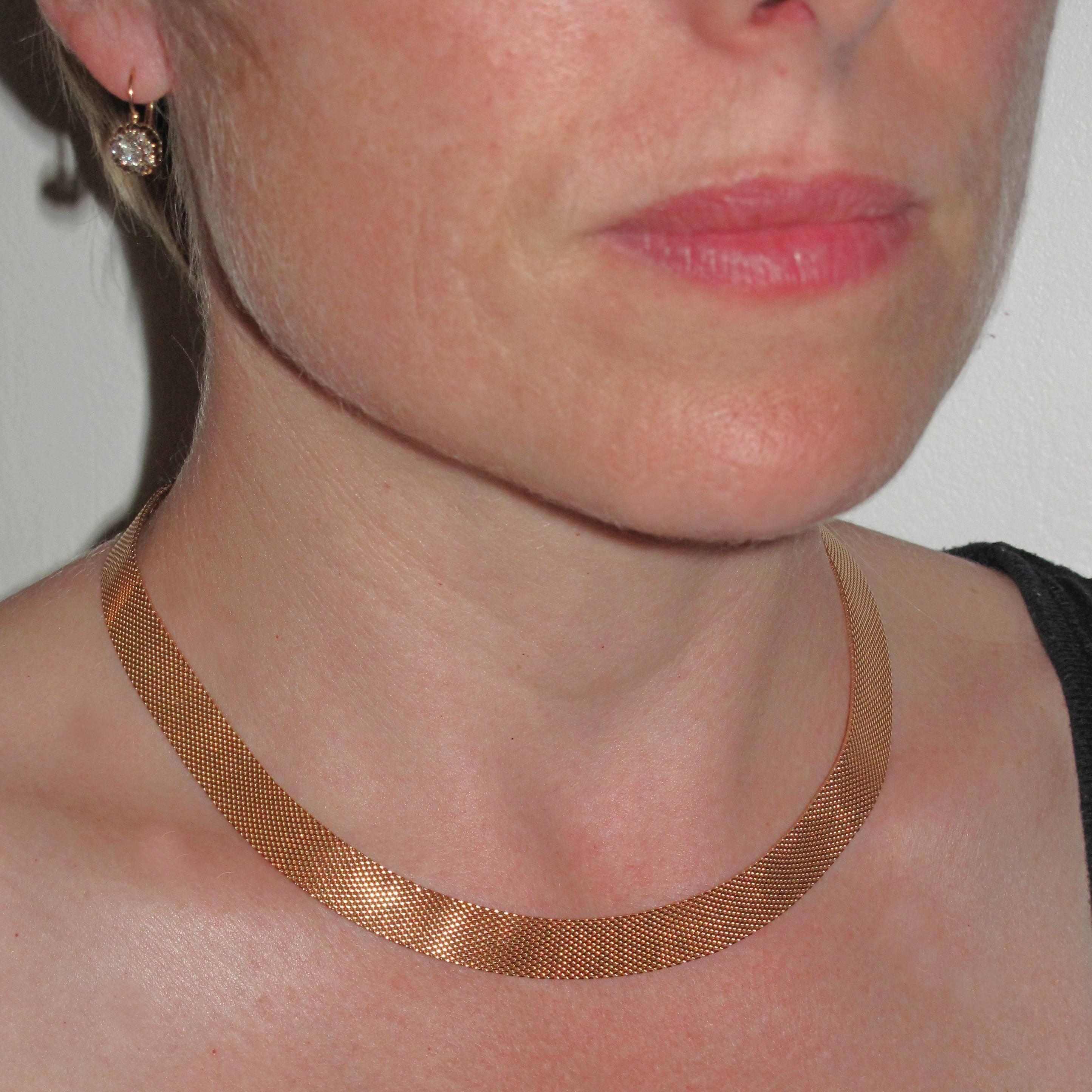 flat gold necklace